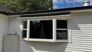 Infinity by Marvin - 30 Degree Bay Center Picture Double Hungs - White - Lawrence NJ